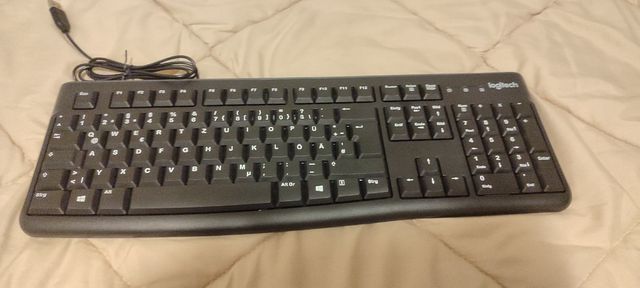 Teclado y ratón con cable