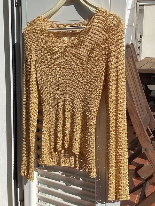 Jersey dorado brillante