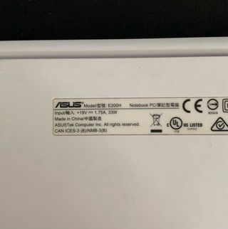 Portátil ASUS E200H