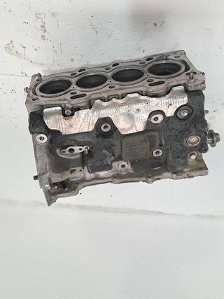 BLOQUE TOYOTA AURIS (2)
