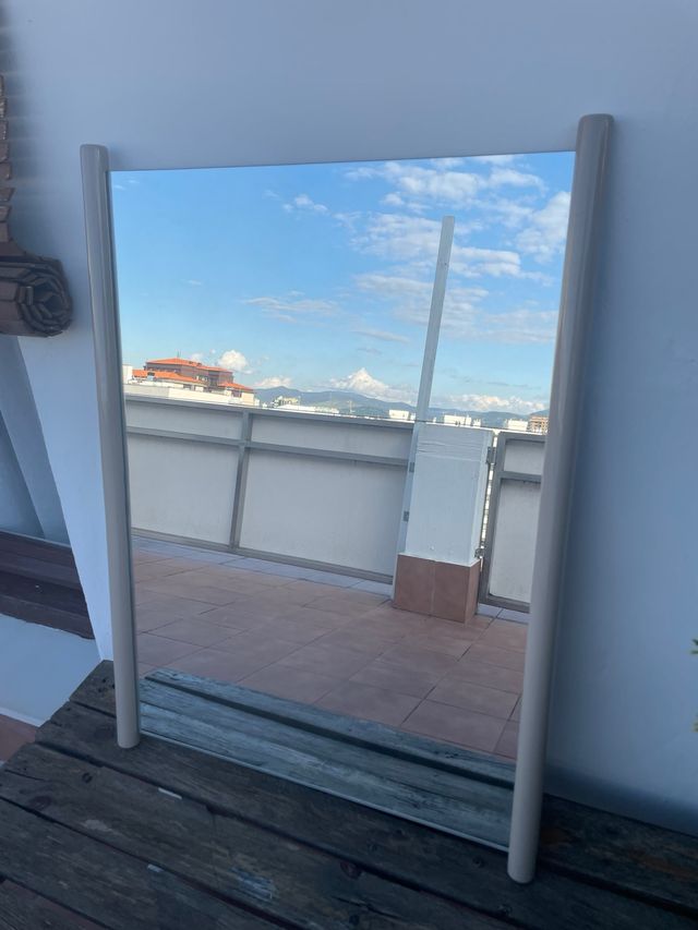 BELLISSIMO SPECCHIO GRANDE CON CORNICE IN LEGNO