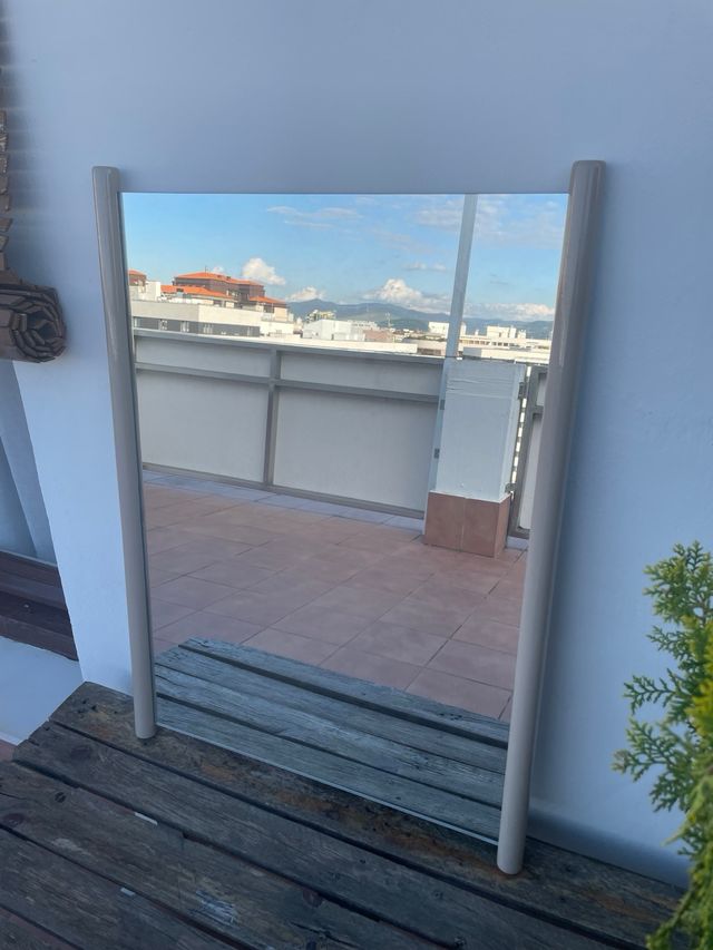 BELLISSIMO SPECCHIO GRANDE CON CORNICE IN LEGNO