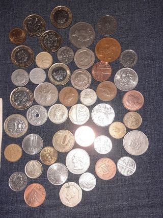 Monedas y billetes: colección extranjera