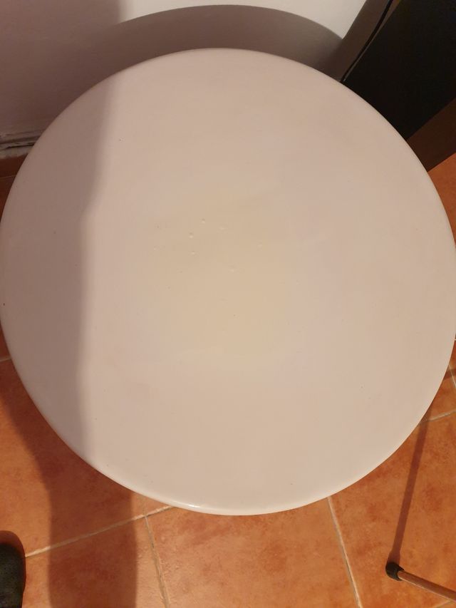 MESA AUXILIAR DE DISEÑO.