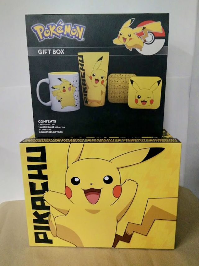 Gift Set Deluxe Pokemon Pikachu