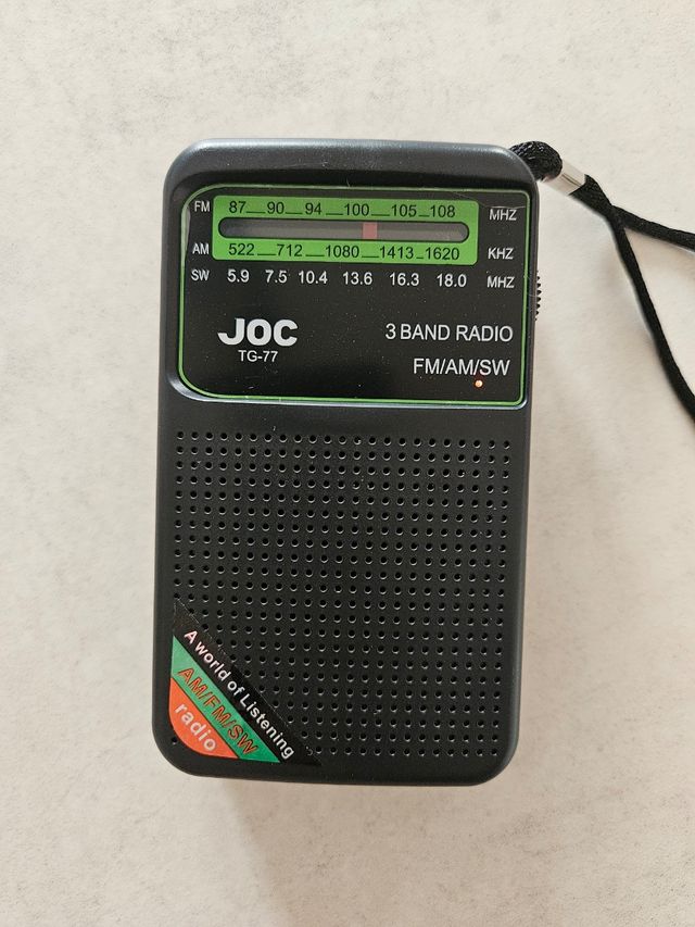Radio portátil JOC TG-77