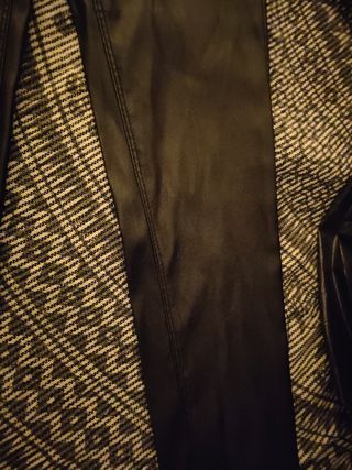 Pantalón fino polipiel 