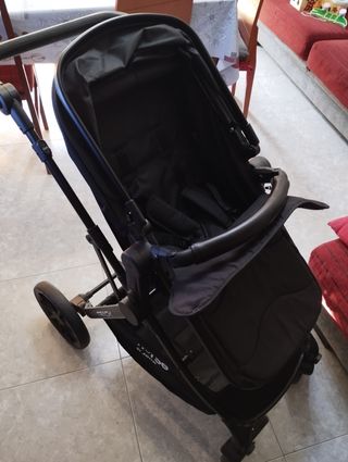 Coche paseador + silla de coche para bebes.