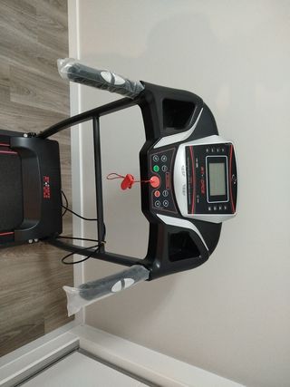 CINTA DE CORRER 1600W FIT-FORCE
Velocidad 15KM 