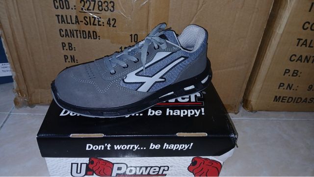 Botas tácticas lowa negras