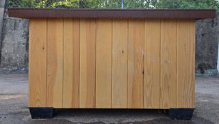 Caseta perro madera