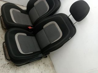 JUEGO ASIENTOS COMPLETO KIA CEE´D (2)