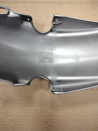 AP8226483 Guardabarros del Aprilia sonic