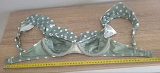 Bikini lunares verde oliva