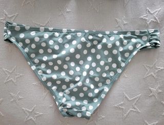 Bikini lunares verde oliva