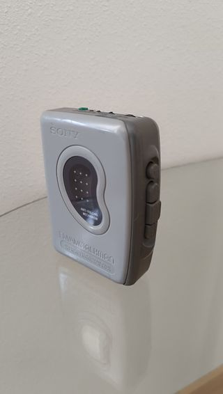 Walkman con Radio Sony WM-FX271