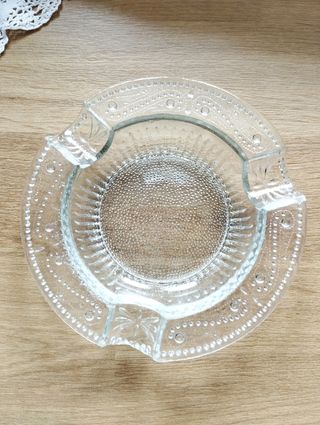 CENICERO DE CRISTAL TALLADO ANTIGUO