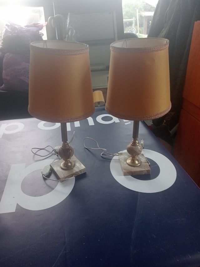 2 Lamparas mesilla -Doradas- Marmol vintans.