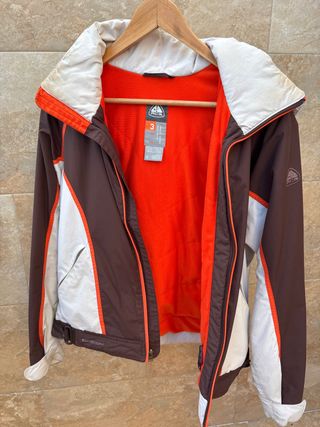 Chaqueta de nieve