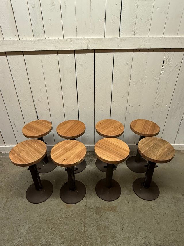 Bancos Industriais de Madeira & Metal