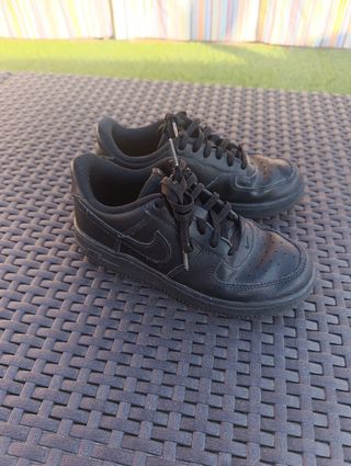 Nike force 1 niño negro talla 32