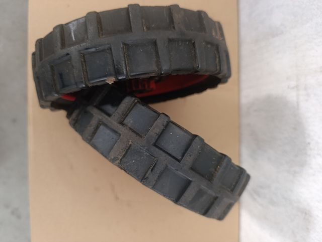 Ruedas Cortacesped SOLO 550R