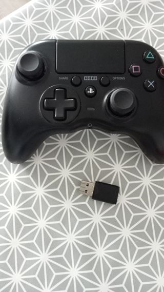 Mando HORI PS4 (PlayStation 4) inalámbrico
