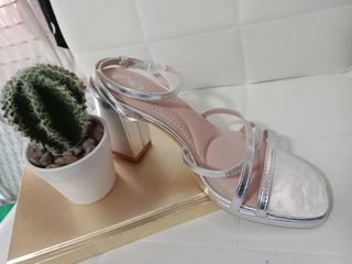 Sandalias Plata Tacón - Elegantes