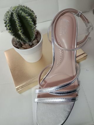 Sandalias Plata Tacón - Elegantes