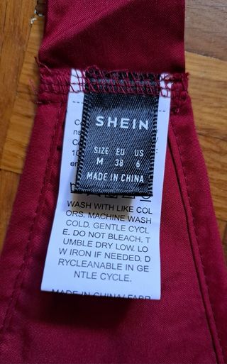 Top rojo SHEIN lentejuelas espalda abierta M