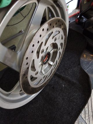 Llanta Kymco Venox 250