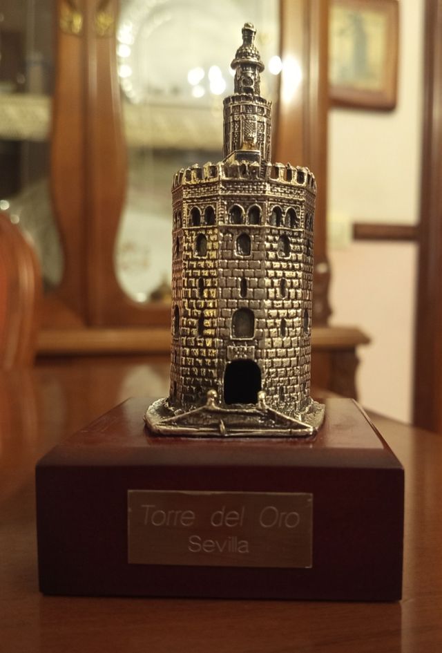 Torre del Oro Sevilla - Figura Decorativa