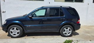 Mercedes-Benz ML 400 2001