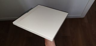 Baldas blancas cabecero Mandal de Ikea 