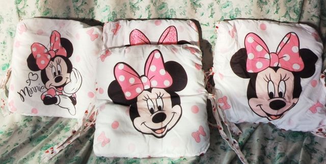 Edredón cuna Minnie Mouse