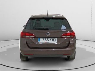 Opel Astra Sports Tourer Business S&S
