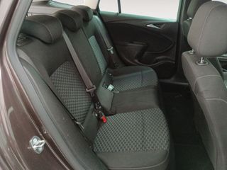 Opel Astra Sports Tourer Business S&S