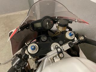 Yamaha R1 - Moto de carreras