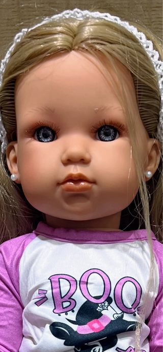 Muñeca “Bella” de Antonio Juan con cambio de ropa 