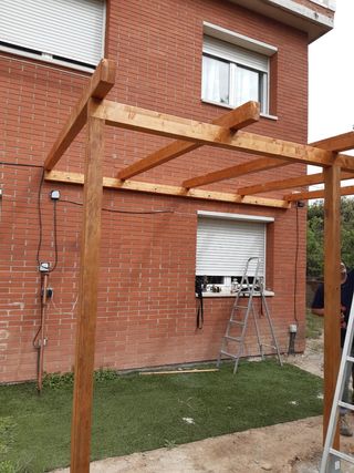 Instalacion,fabricacion Pérgola madera a medida- 2