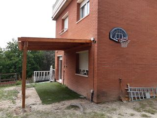 Instalacion,fabricacion Pérgola madera a medida- 2