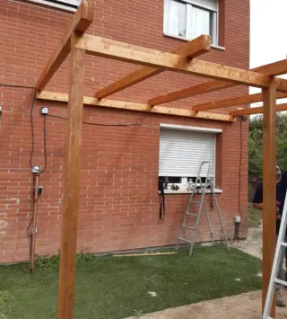 Instalacion,fabricacion Pérgola madera a medida- 2