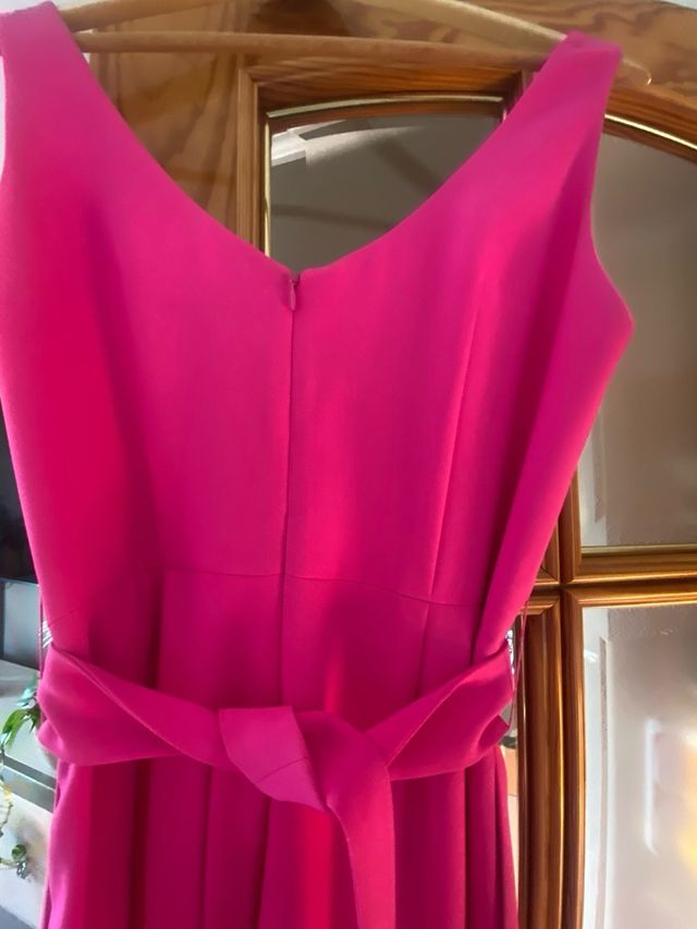 Mono fucsia vestir con  cinturon