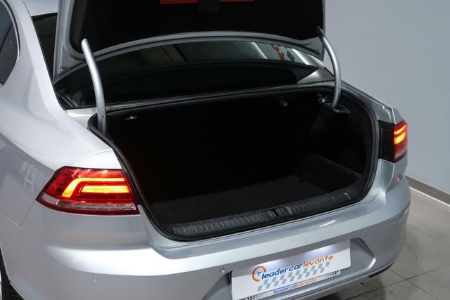 VOLKSWAGEN PASSAT ADVANCE 2.0 TDI 150CV DSG BMT