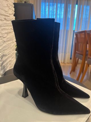Botines tacón negros