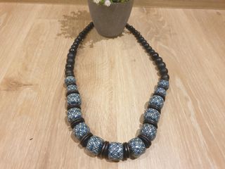 Collar de bisutería bolas señora 35cm