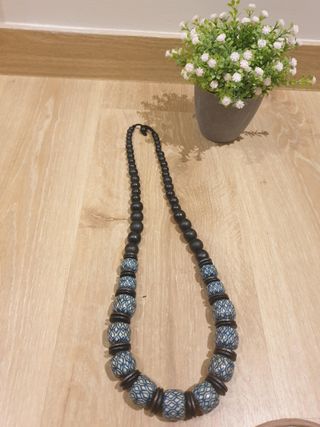 Collar de bisutería bolas señora 35cm