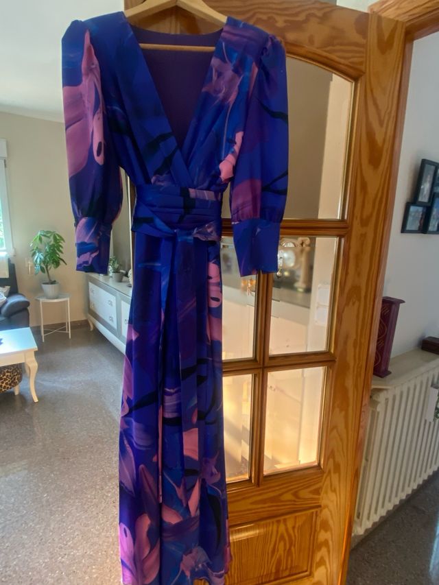 Vestido fiesta estampado  azul y morado