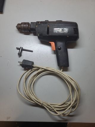 Taladro Black and decker