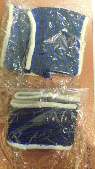 Dos Pulsera y dos muñequera de protección